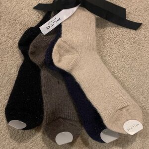 Women’s Set of Wool Blend Socks